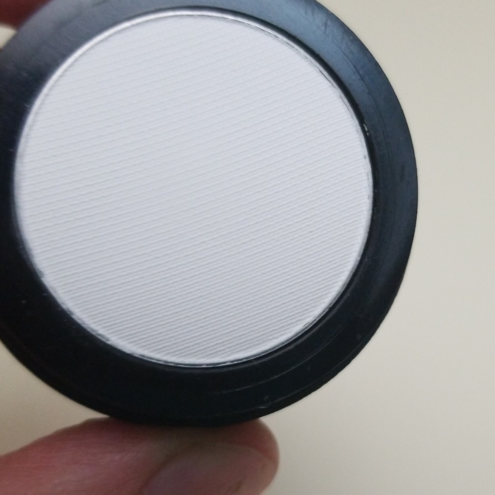 Bobbi Brown Eyeshadow, White - Picture 2 of 3